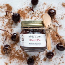 Load image into Gallery viewer, Silda&#39;s Jam Cherry Pie made with maple syrup
