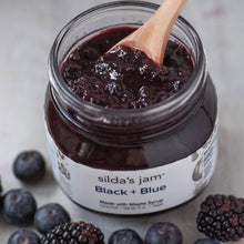Load image into Gallery viewer, Silda&#39;s Jam Black + Blue (blackberries and blueberries)
