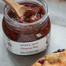 Load image into Gallery viewer, silda&#39;s jam cherry pie jar - made in new york
